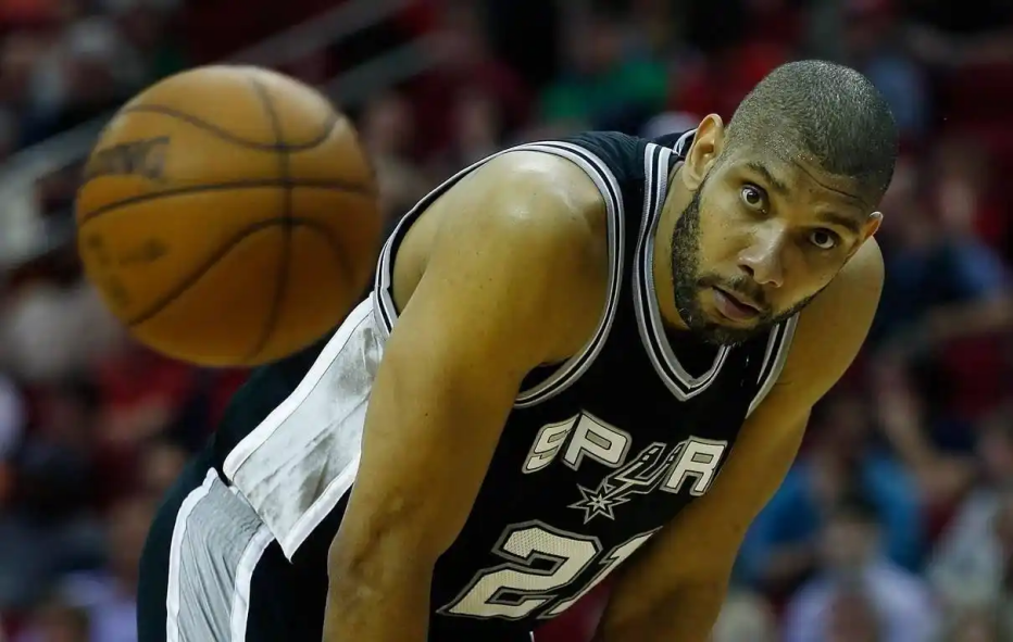 亚博体育平台-统治大学赛场,只用2年征服NBA 引发多支球队摆烂 他无愧天才美名