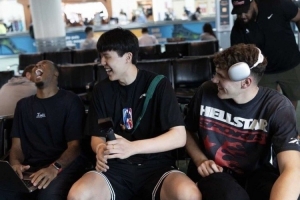 亚博-杨毅：杨瀚森下季能打上NBA正赛 克林根主防也就20分钟&amp;犯规也多