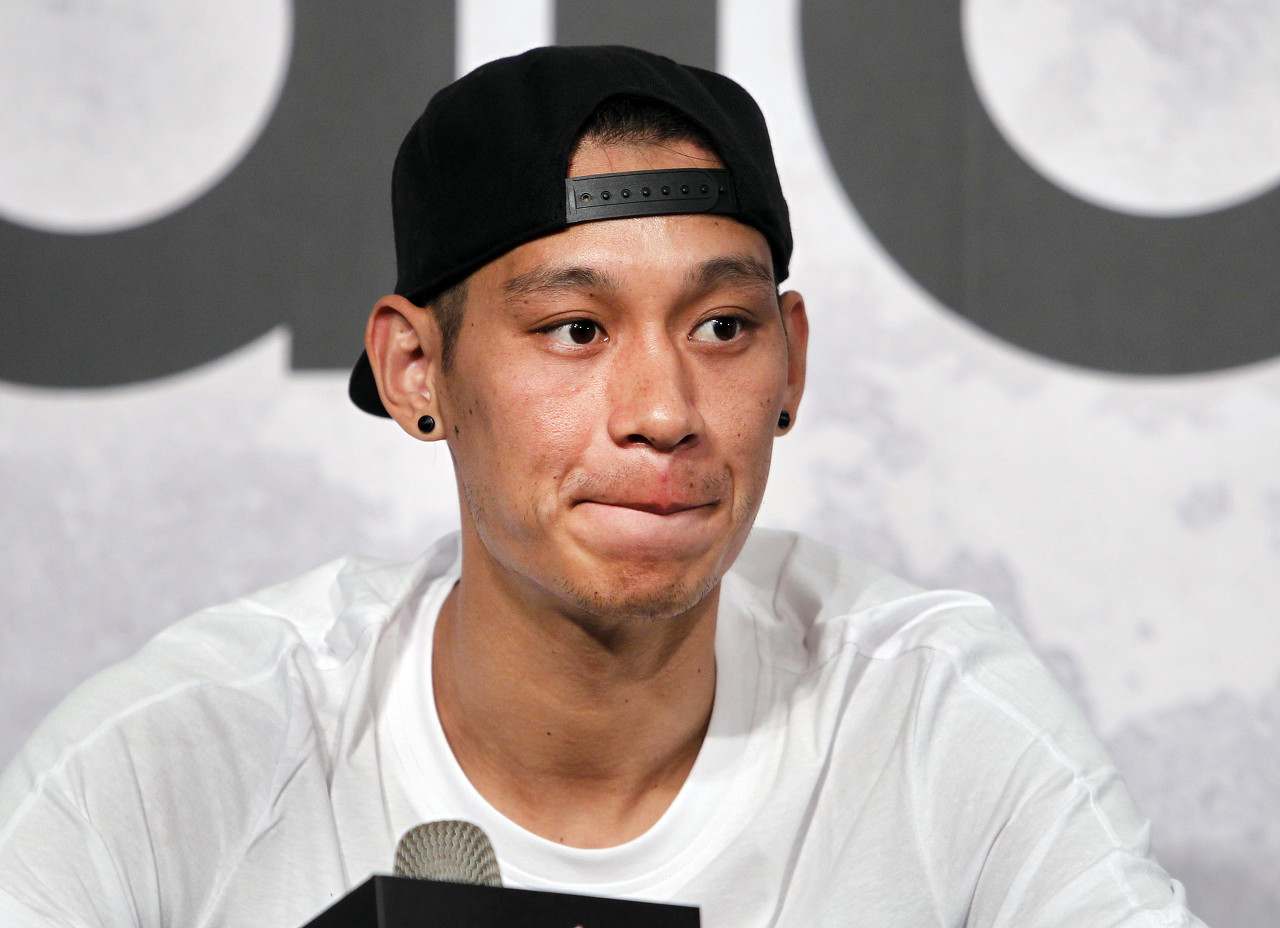 亚博体育平台-经纪人透露：林书豪对转会湖人深感振奋 但担忧主帅斯科特存种族偏见