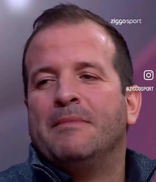 亚博-范法：有次斯内德说他首发于是我喝了酒，结果他开场伤退我宿醉踢了85分钟