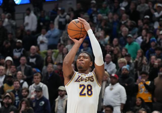 亚博体育APP-湖人9胜1负定律上线！八村垒复苏关键7分救主