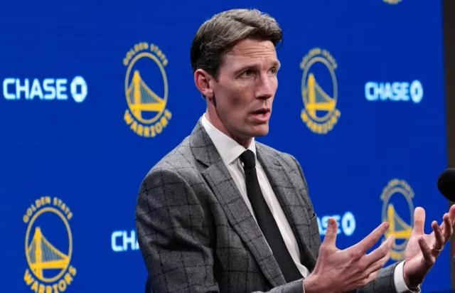 亚博体育平台-勇士仍未放弃库里时代 邓利维坚称目标是赢在当下